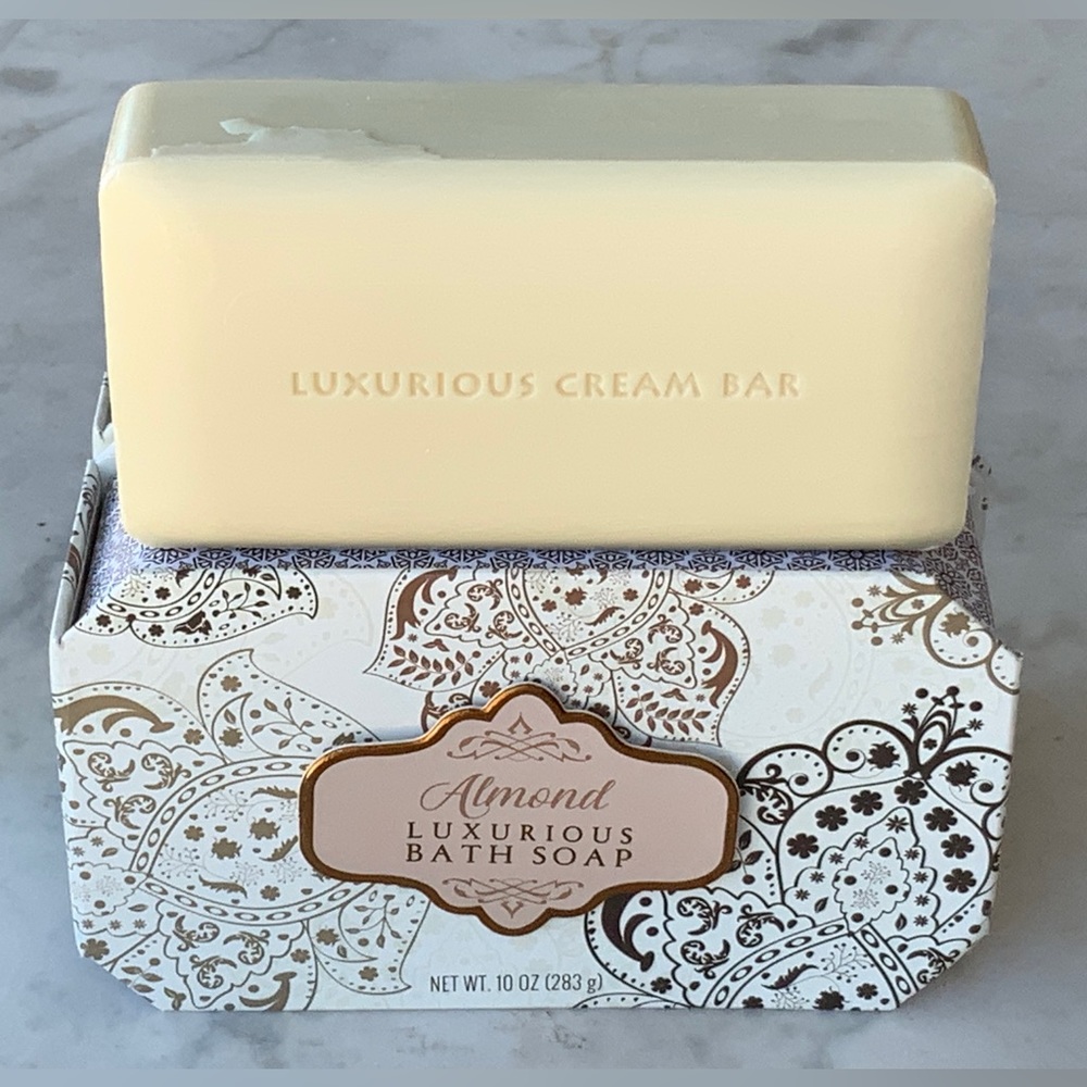 ALMOND CST COMMONWEALTH BATH SOAPS TOILETRIES LUXURIOUS NIB 10 OZ